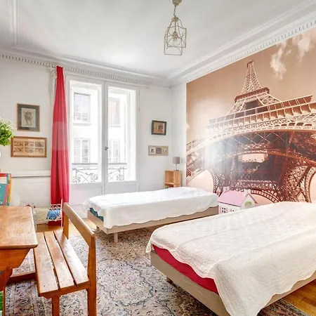 Appartamento Family - Mon - Close Need- Cosy Modern & Comfort - Free Travel Guide *