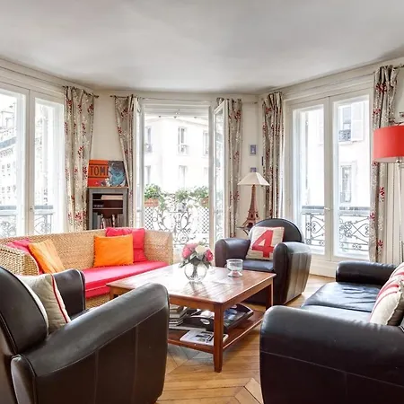 Appartamento Family - Mon - Close Need- Cosy Modern & Comfort - Free Travel Guide