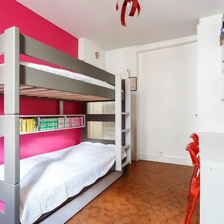 아파트 Family - Mon - Close Need- Cosy Modern & Comfort - Free Travel Guide 파리