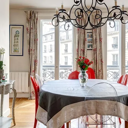 Family - Mon - Close Need- Cosy Modern & Comfort - Free Travel Guide *