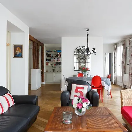 Family - Mon - Close Need- Cosy Modern & Comfort - Free Travel Guide 파리